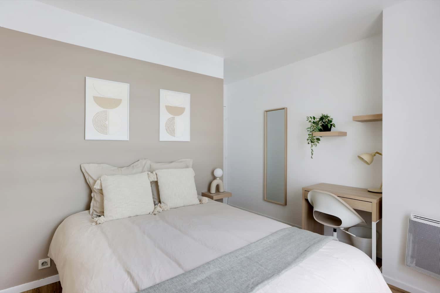 Move into this lovely 10 m² bedroom