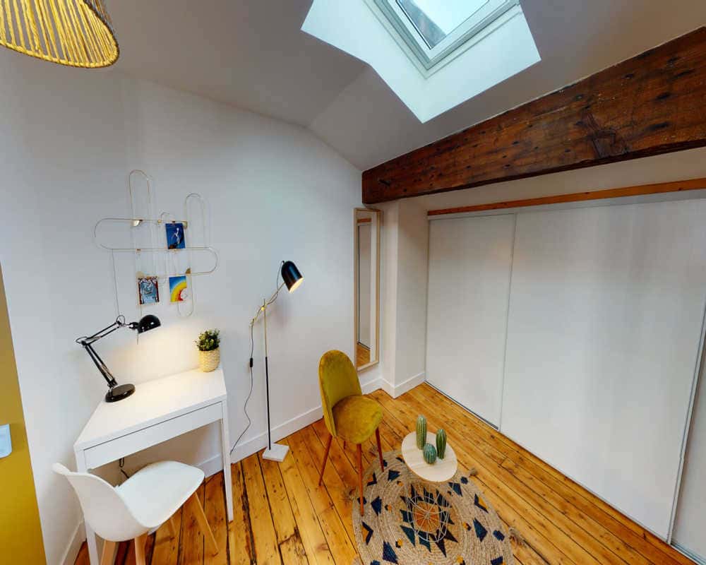 Chambre dans le rue de la Merci