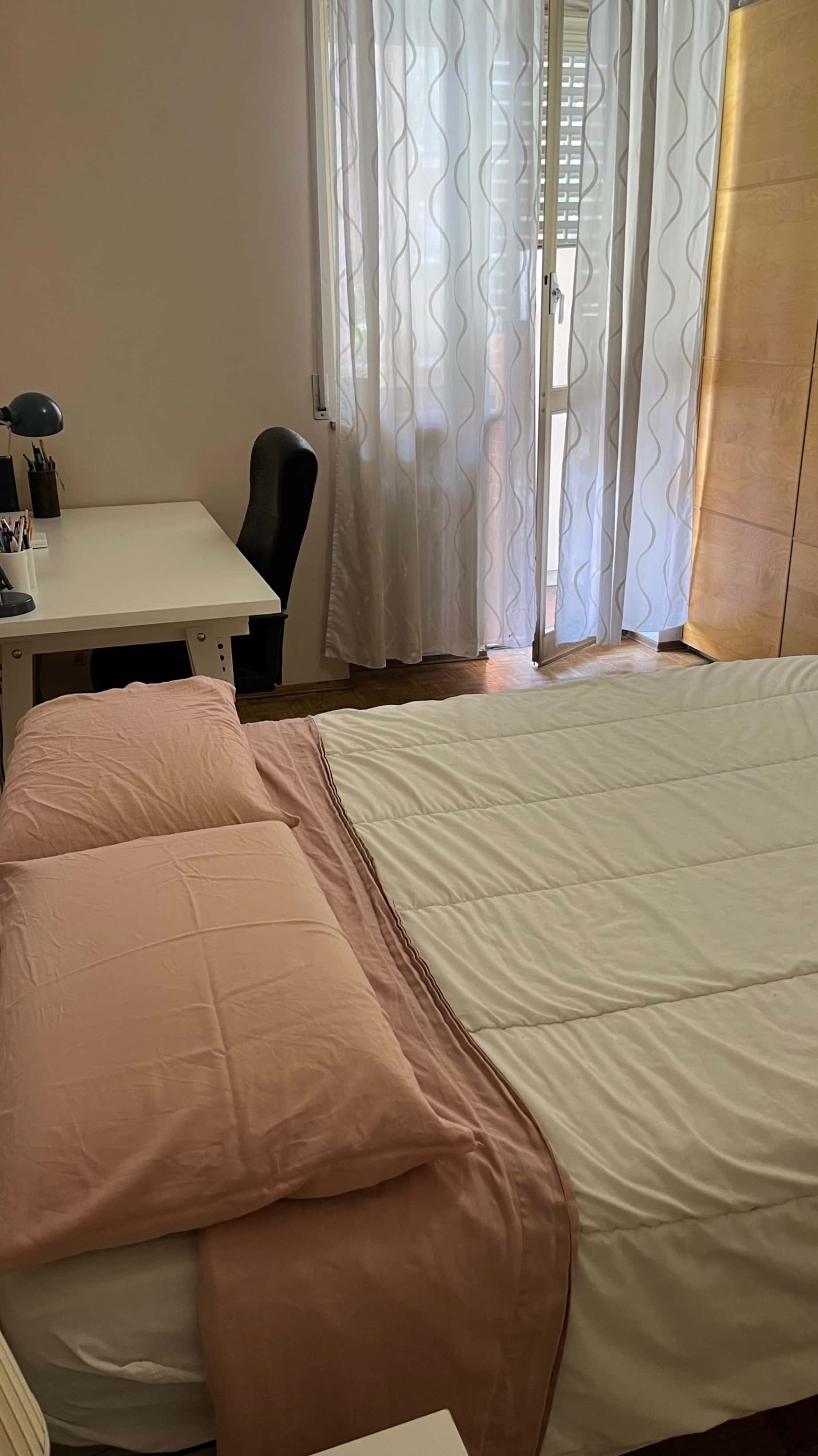 Room in Corso Canonico Giuseppe Allamano, Torino for 120 m² with 3 bedrooms