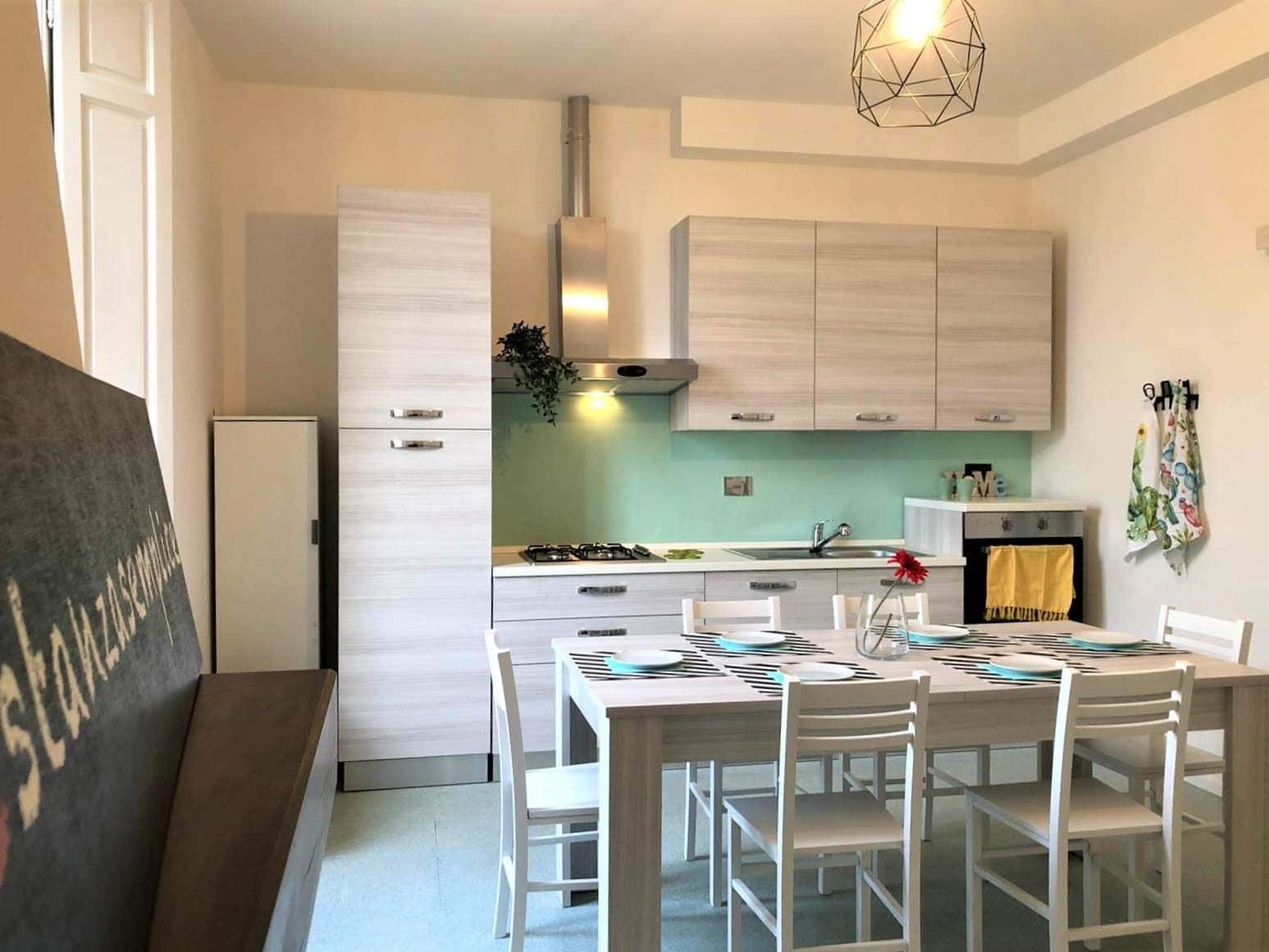 S. 59 Nuova e caratteristica singola in mansarda zona Statuto