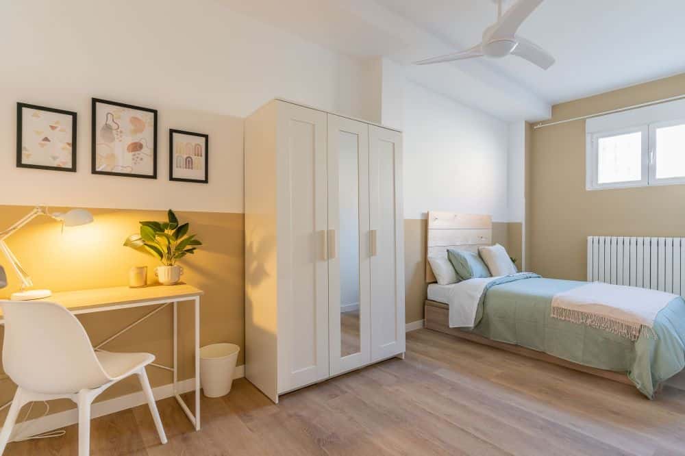 Habitación amplia en Cuatro Caminos