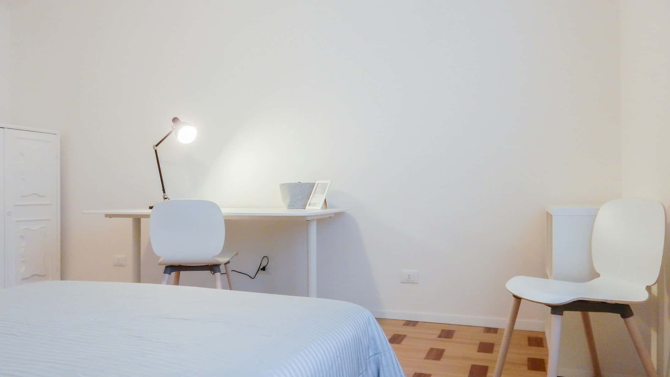 Stanza in Via Fratelli Perini, Trento di 105 m² con 4 camere