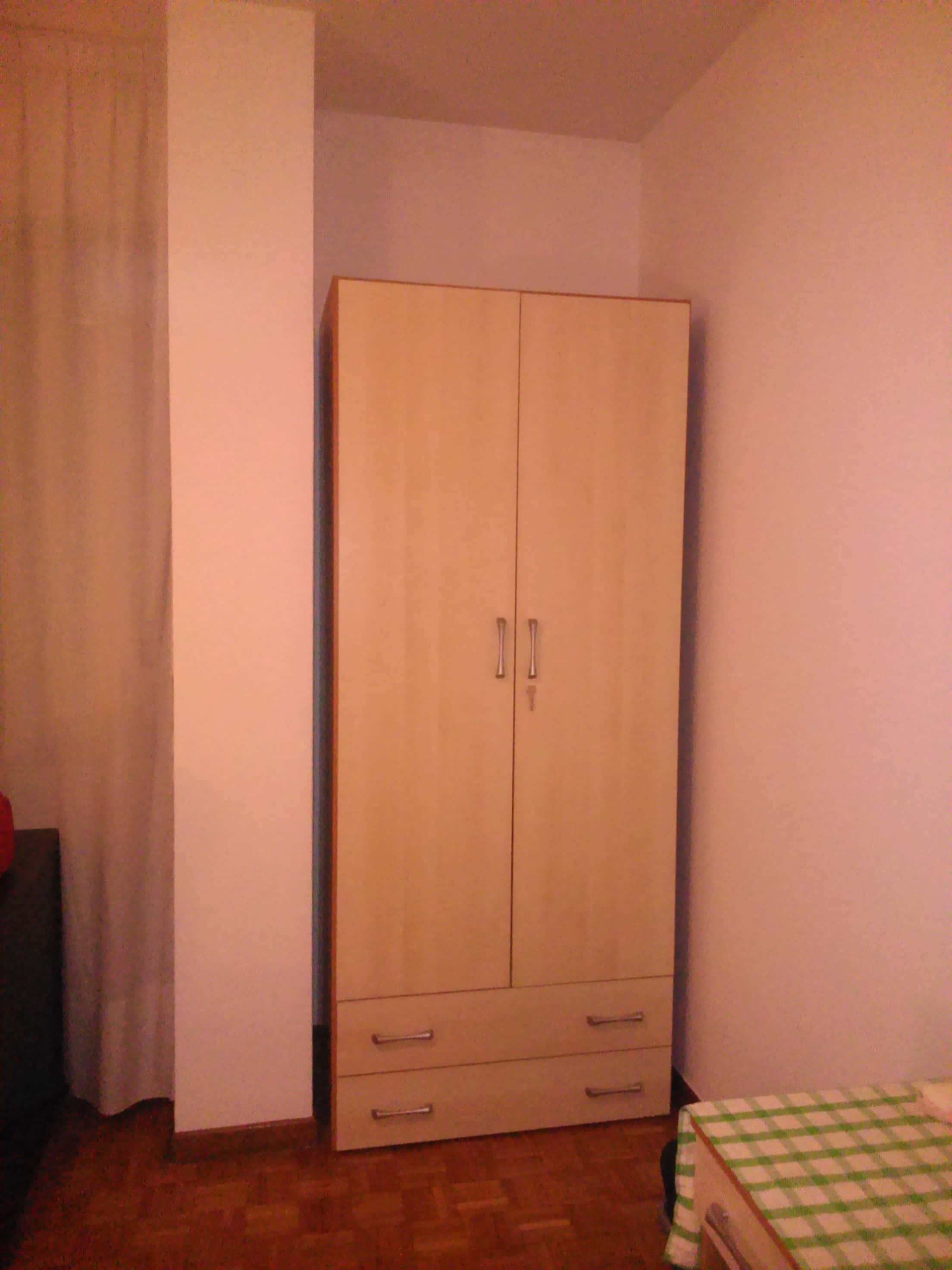 Zimmer in Via Enrico Toti, Padova für 110 m² mit 4 Schlafzimmer