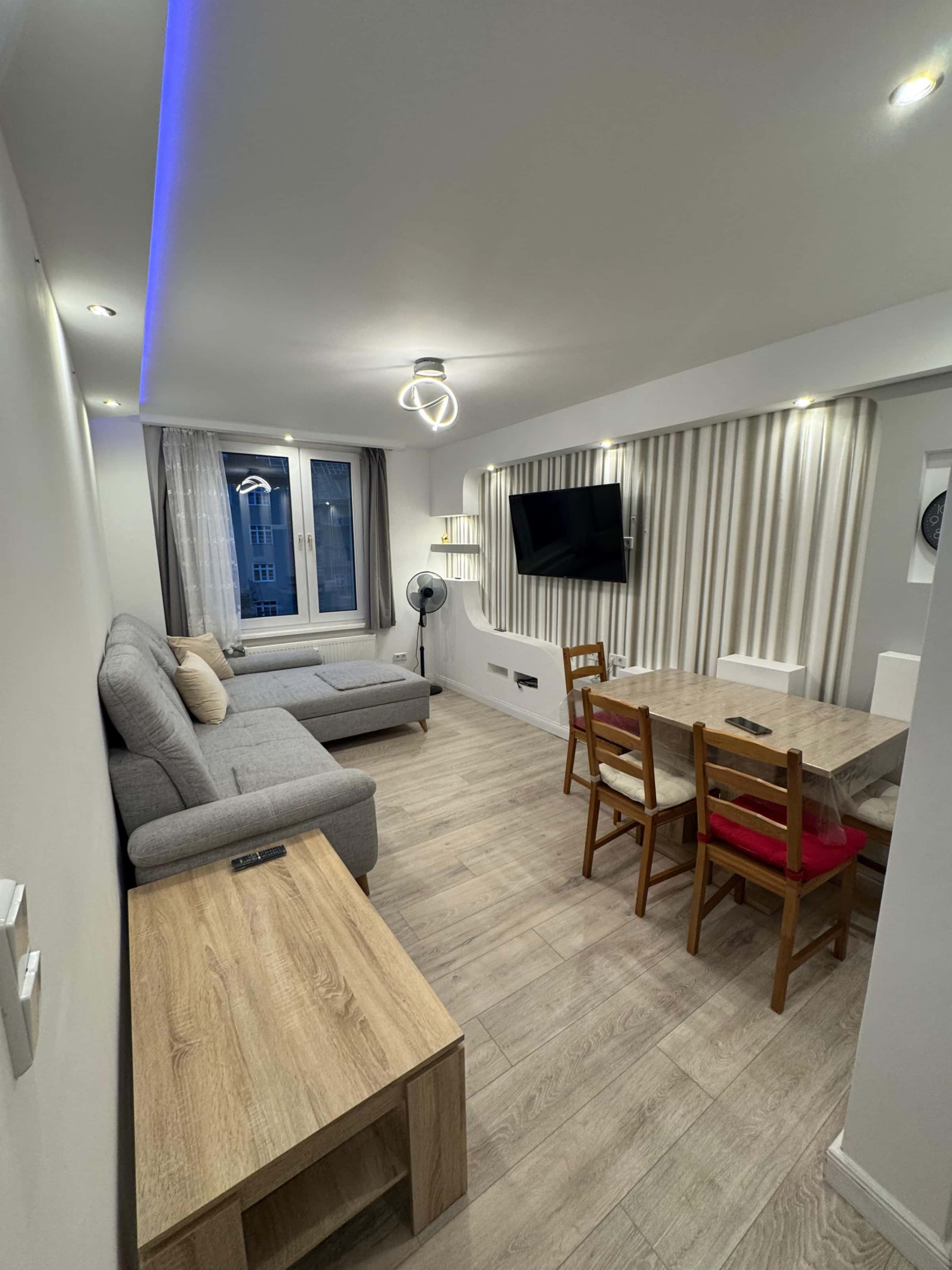 Apartment in Reichsstraße, Berlin for 56 m² with 2 bedrooms