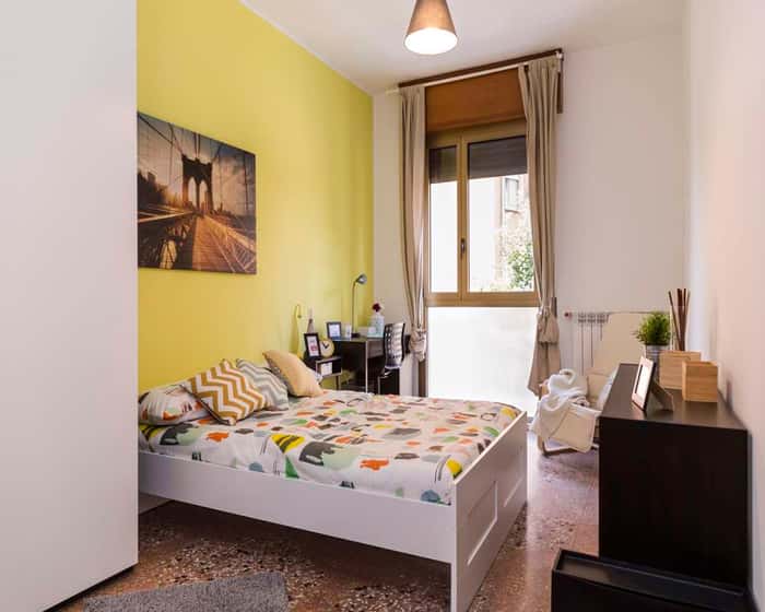 Listing photo thumbnail