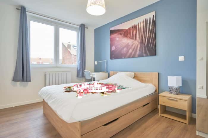 Listing photo thumbnail