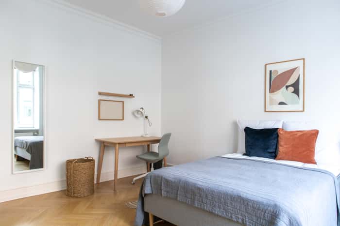 Listing photo thumbnail