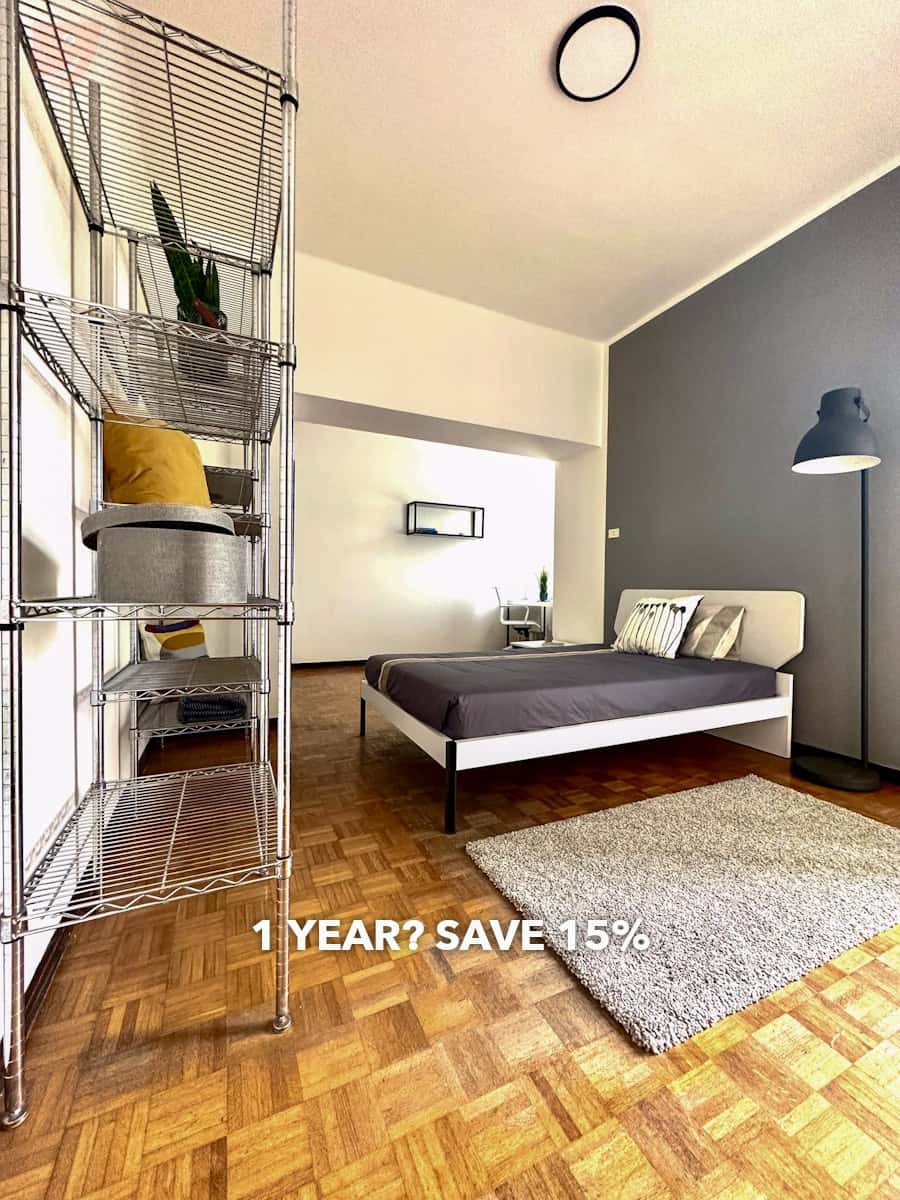 Room in Via Milano, Trento for 97 m² with 4 bedrooms