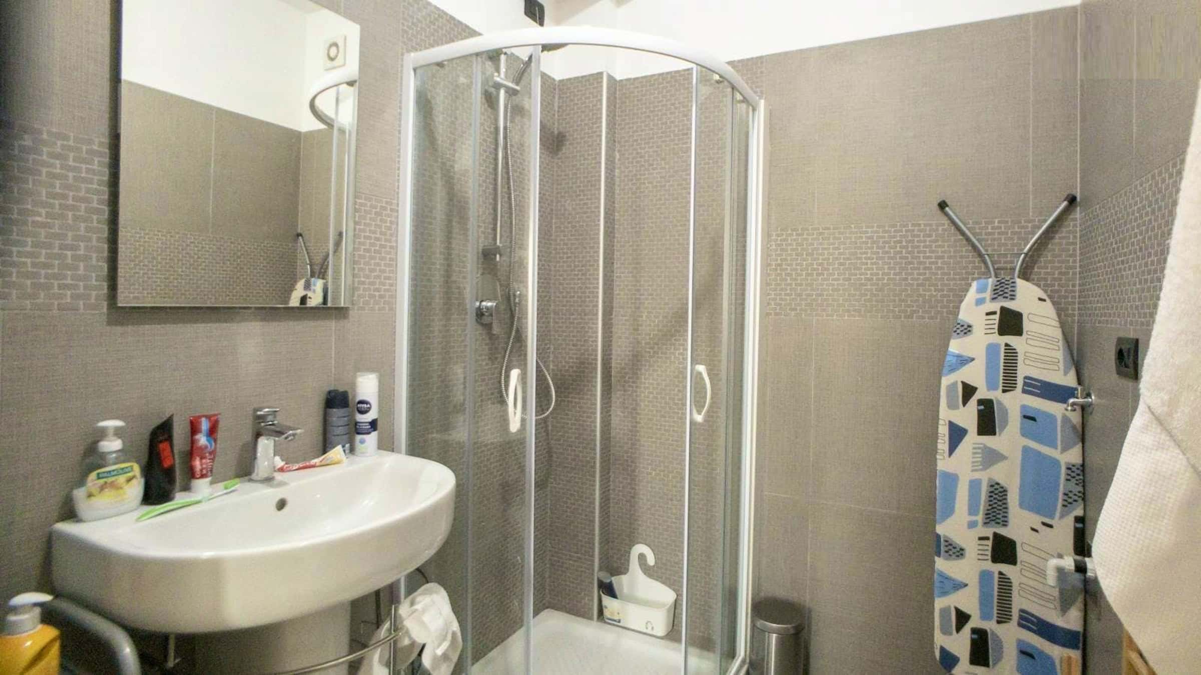 Single room Milan, 3 beds — photo 11