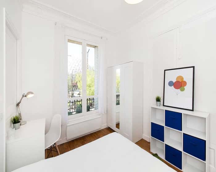 Listing photo thumbnail