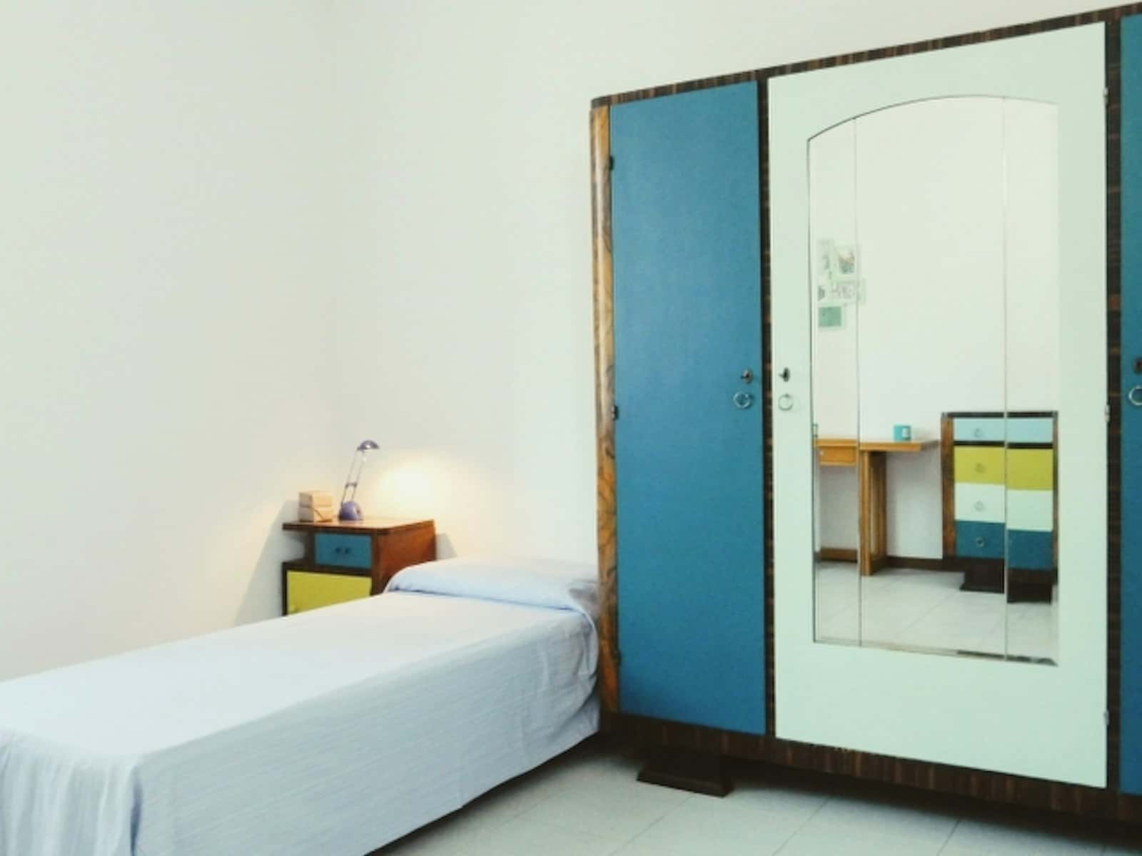 Stanza in Via Gio Batta Domaschi, Verona di 63 m² con 3 camere