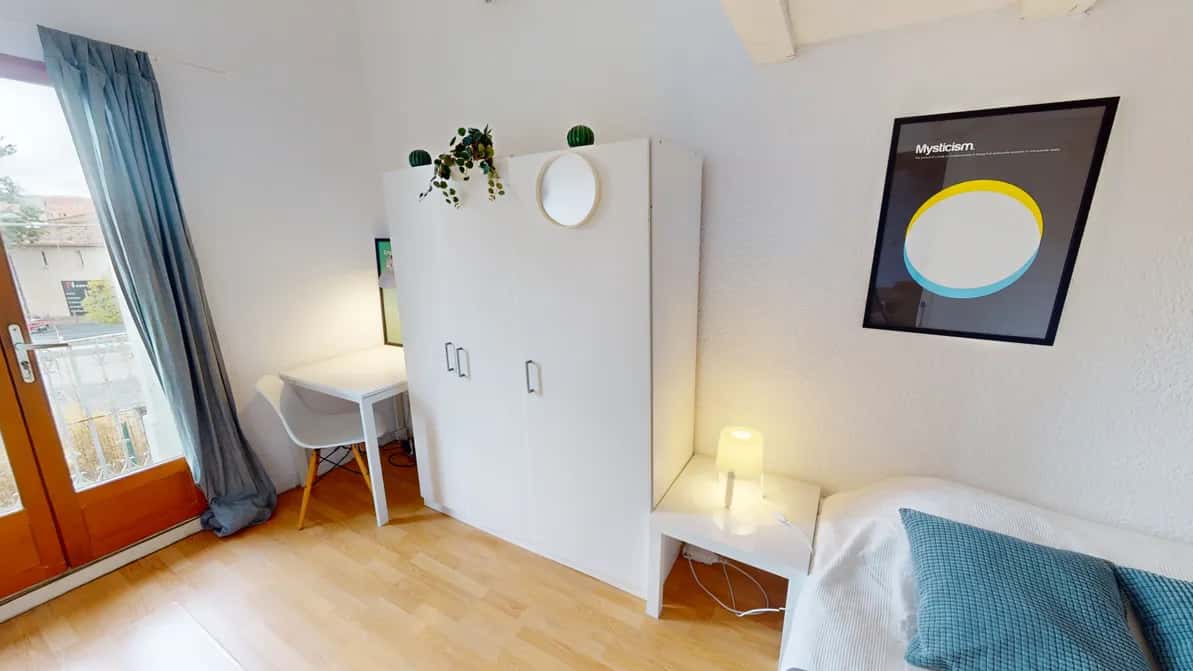 Habitación en Rue de Barcelone, Montpellier para 104 m² con 5 dormitorios