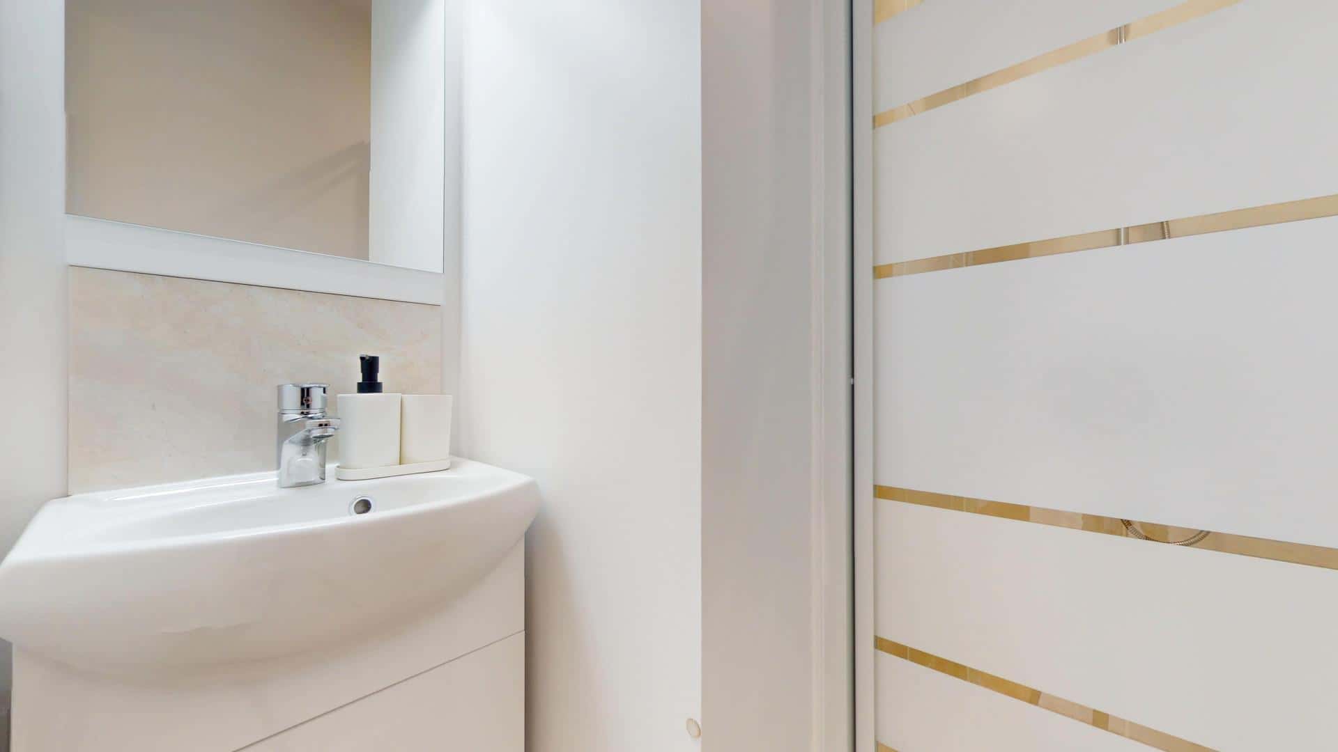 Chambre 1 - LEON BLUM E