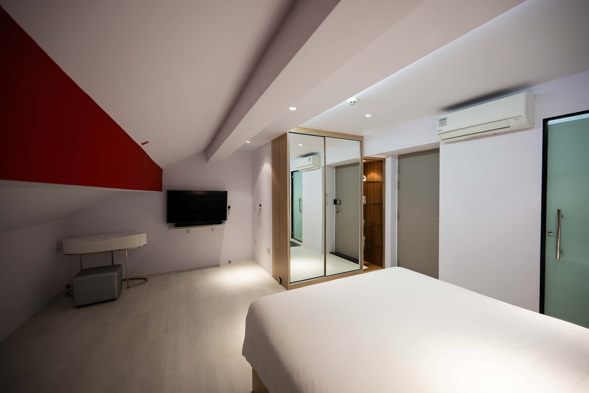 Habitación con 6 dormitorios
