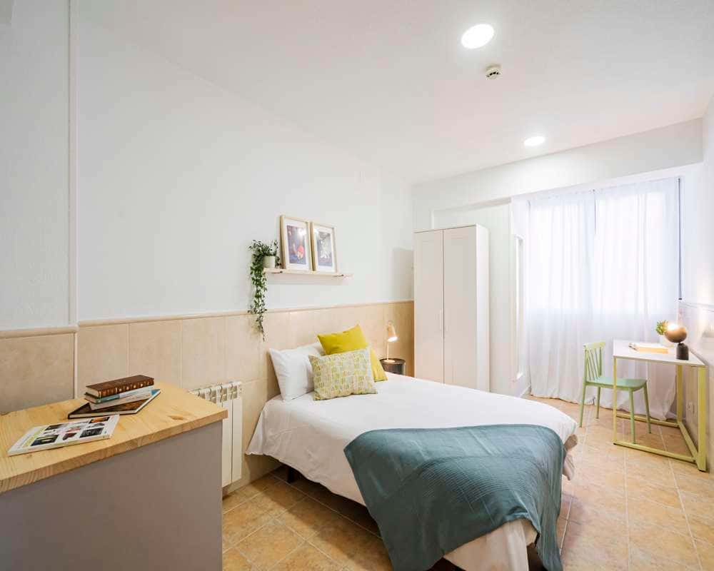 Habitación individual en la Calle de Bravo Murillo
