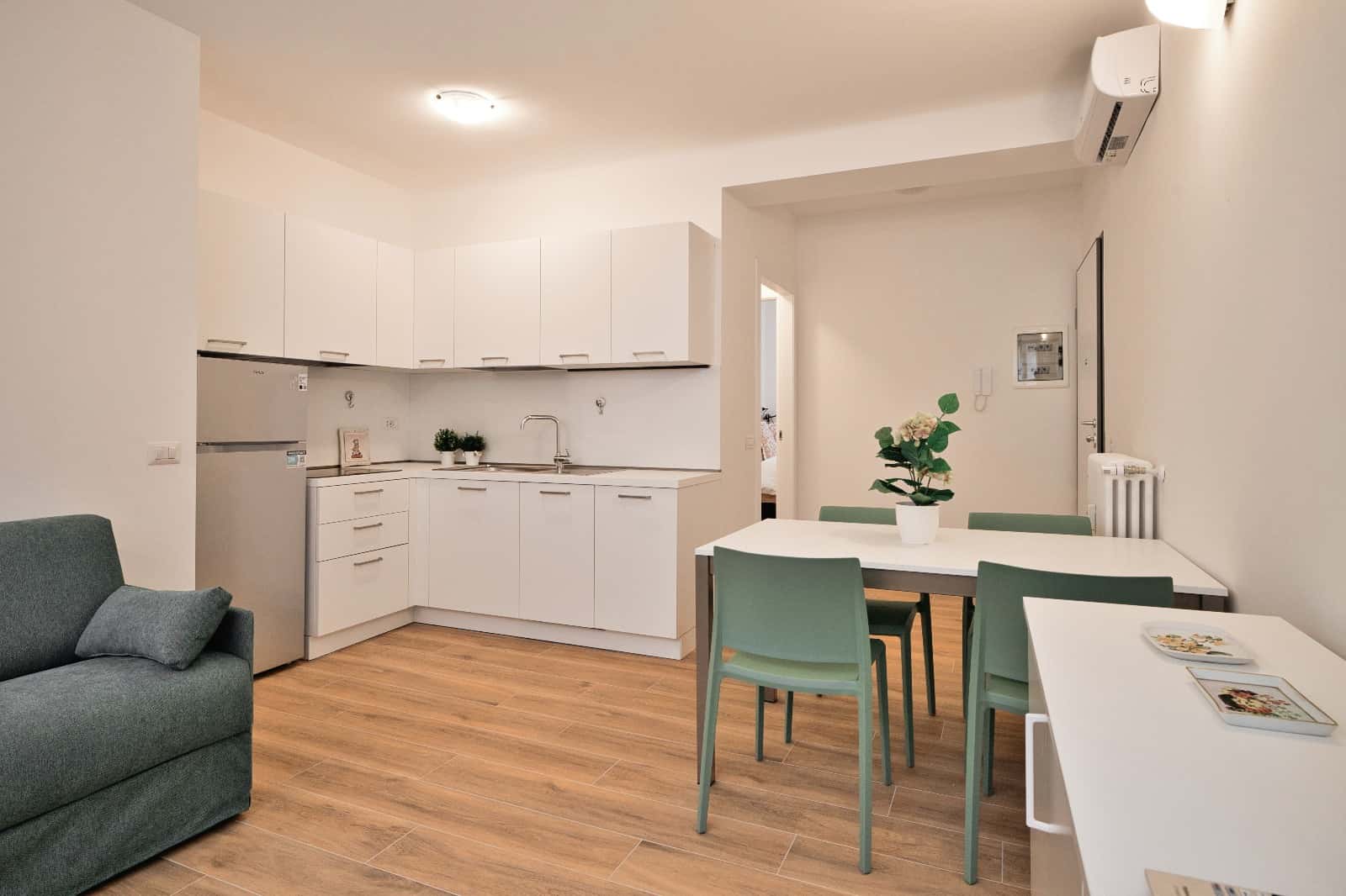 Apartment Milan, 1 bed — photo 1