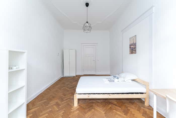 Listing photo thumbnail