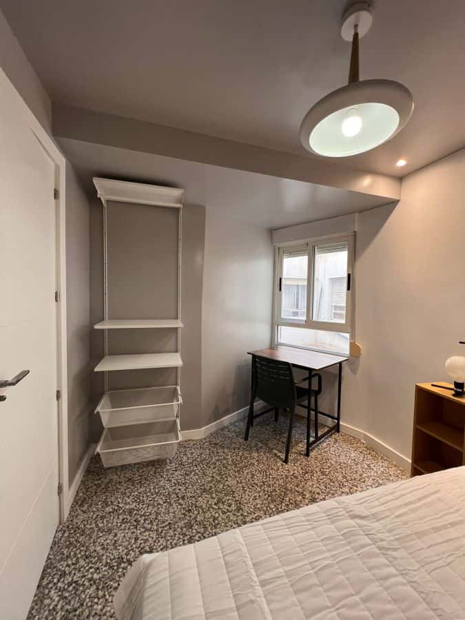 Habitación en piso de 5 habitaciones