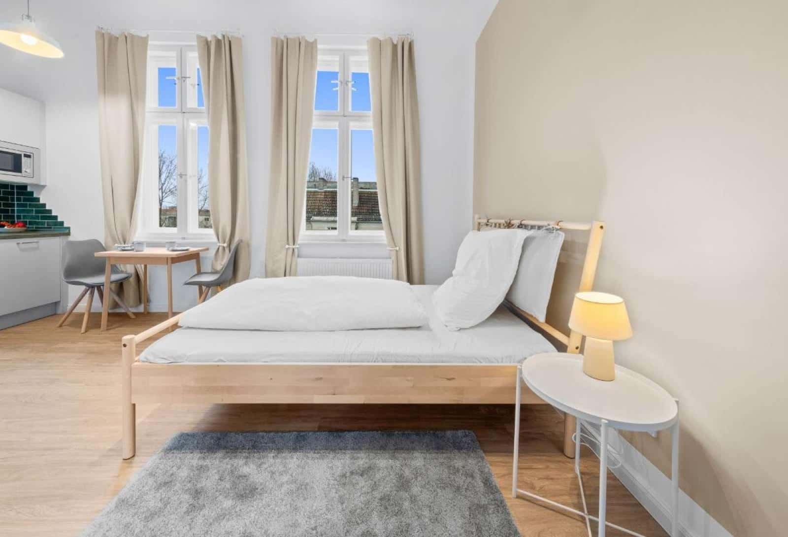 Studio for rent in Berlin, bills included