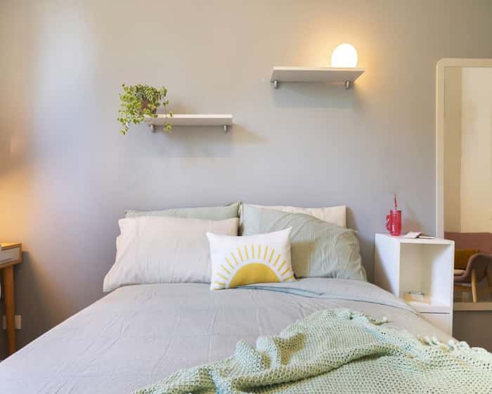 Listing photo thumbnail