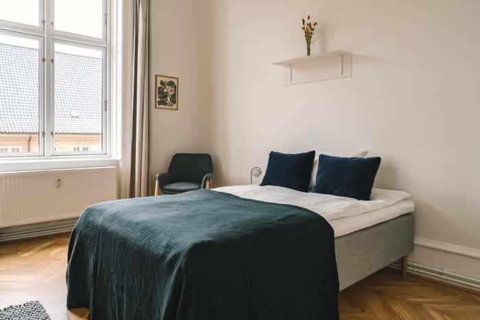 Listing photo thumbnail