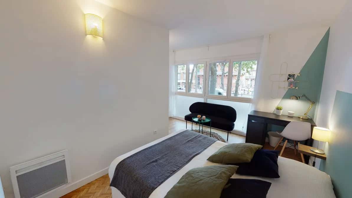 Room in Boulevard d'Arcole, Toulouse for 70 m² with 3 bedrooms