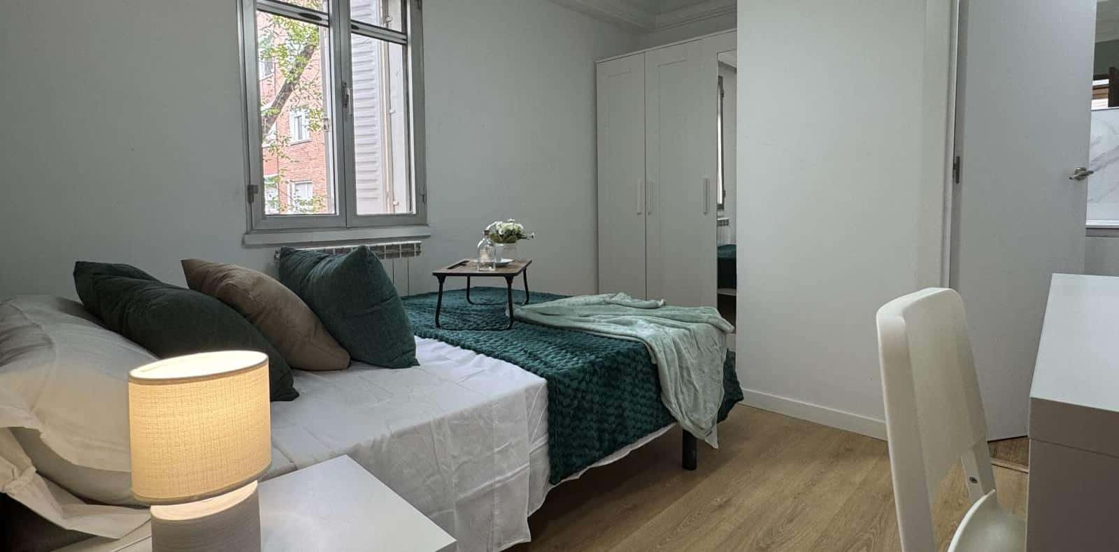 4-Bedroom Shared Apartment in Madrid