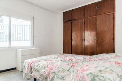 Habitación en piso de 4 habitaciones en Ciutat Universitaria