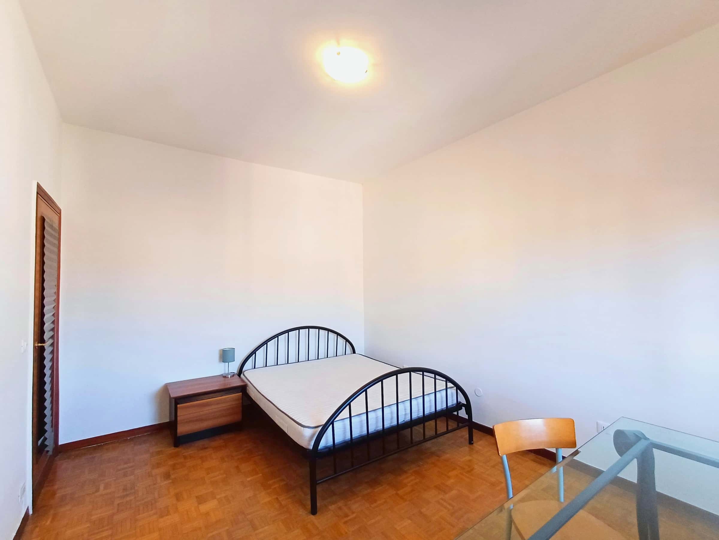 Single room Brescia, 5 beds — photo 1