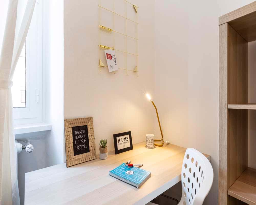 Stanza in Via Paolo Bassi