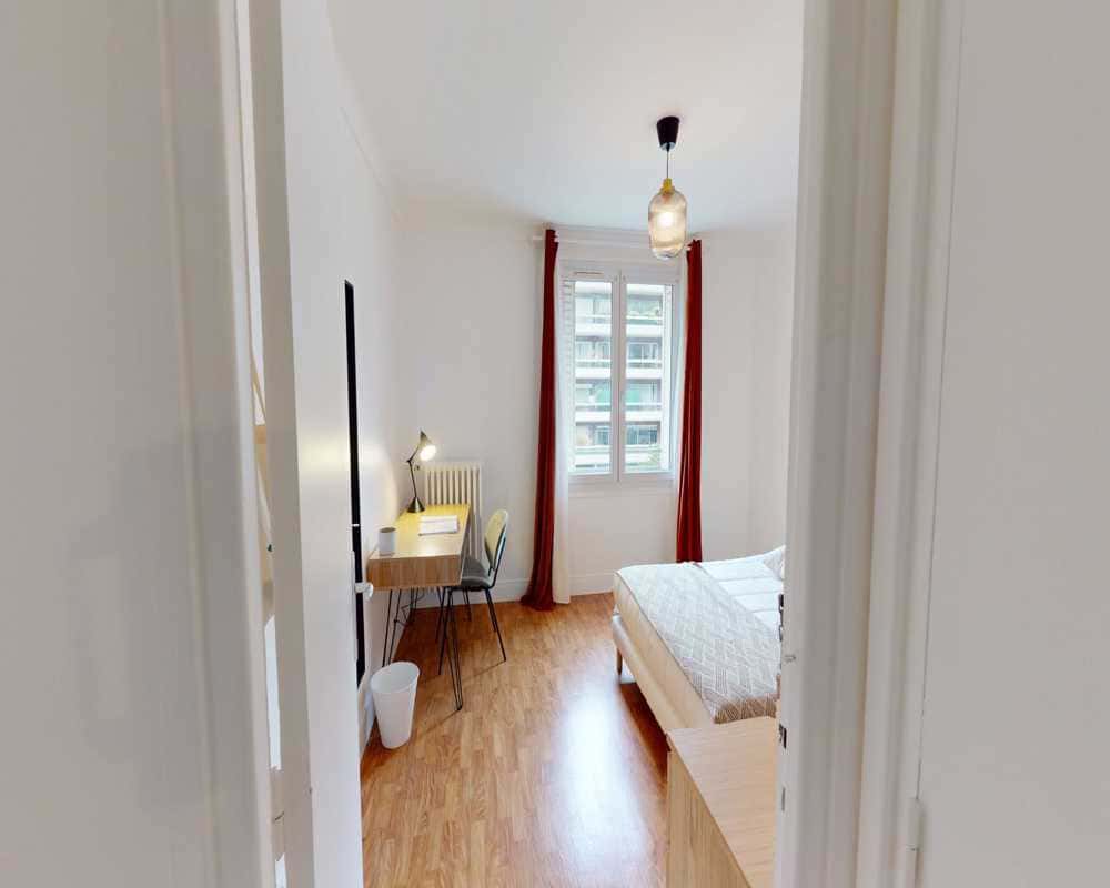 Chambre dans le Rue de Saussure