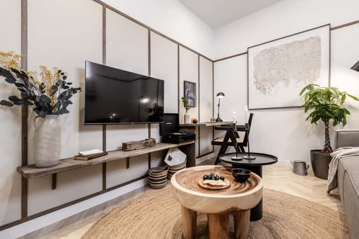 Listing photo thumbnail