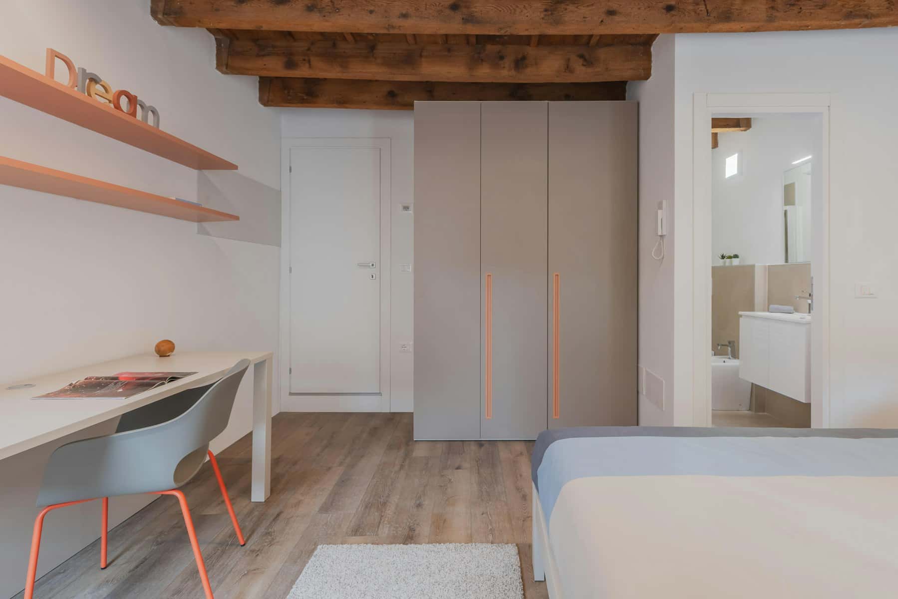 Stanza in Via Fondobanchetto, Ferrara di 58 m² con 1 camera