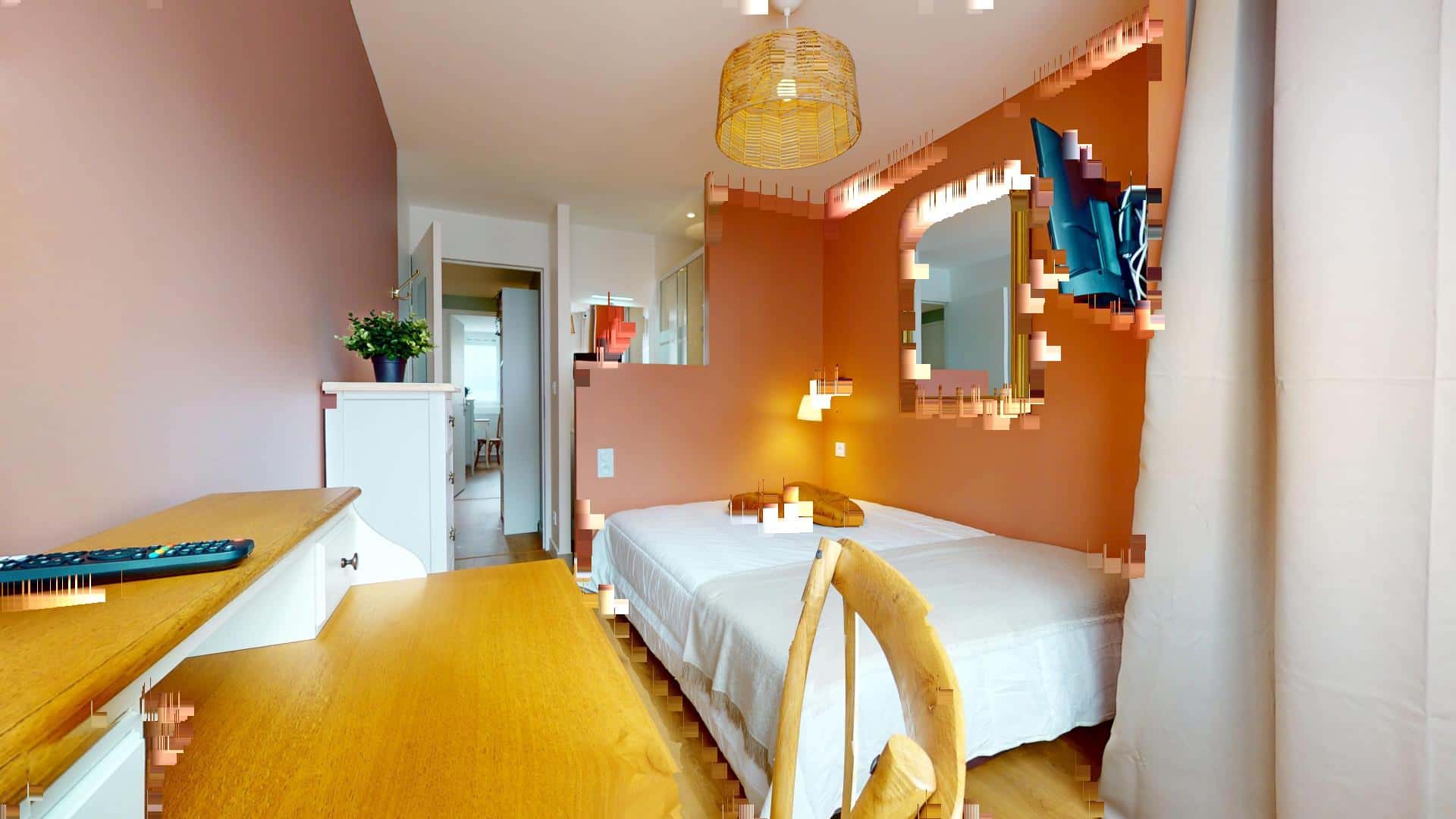Chambre 1 - FRAISSINETTE