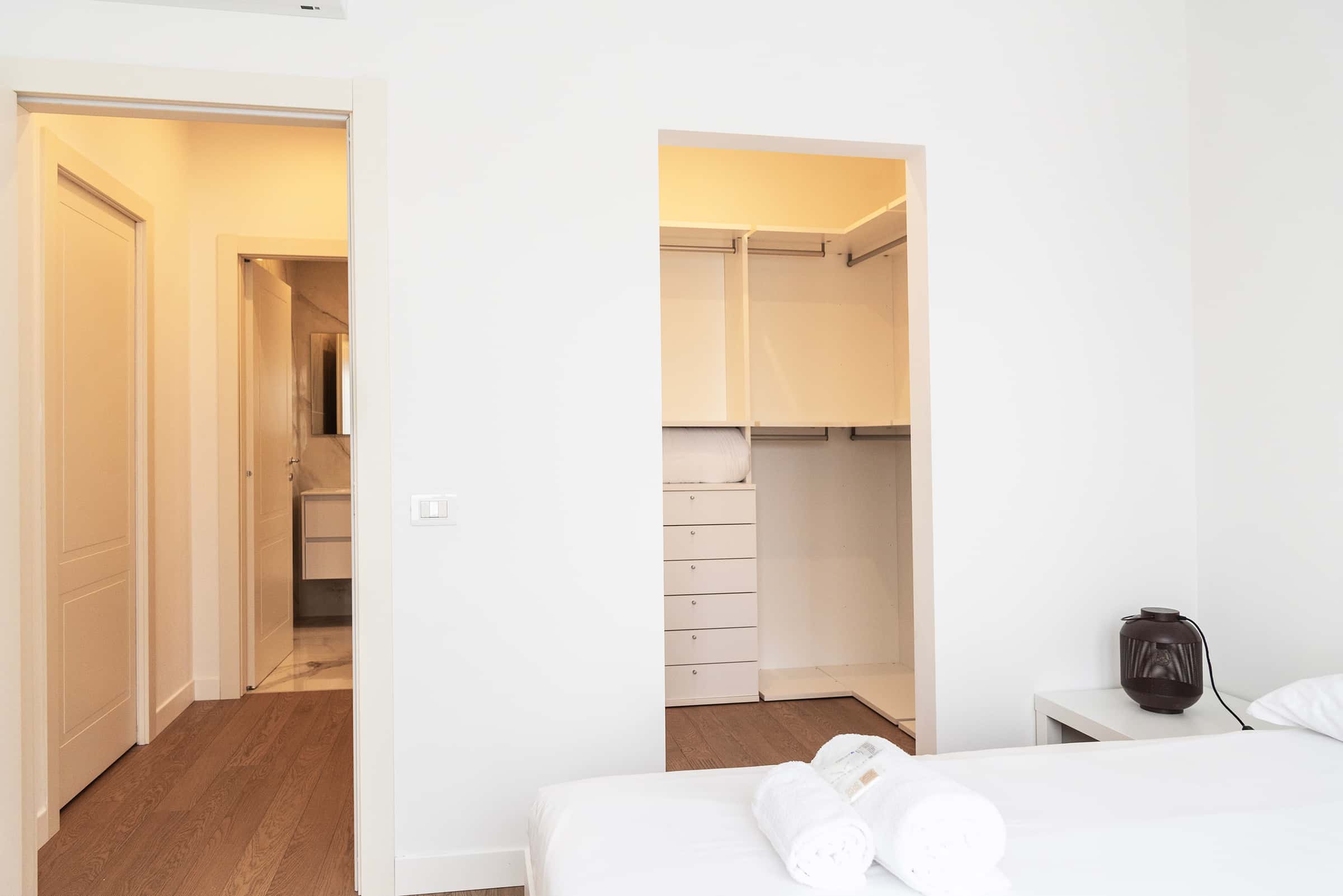 Apartment Milan, 1 bed — photo 2