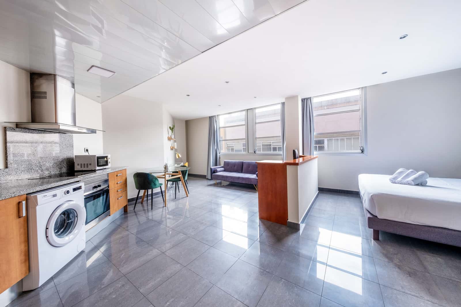 UNI1707 - Moderno estudio en Pl Universidad