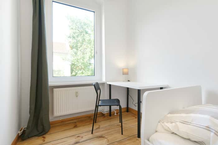 Listing photo thumbnail