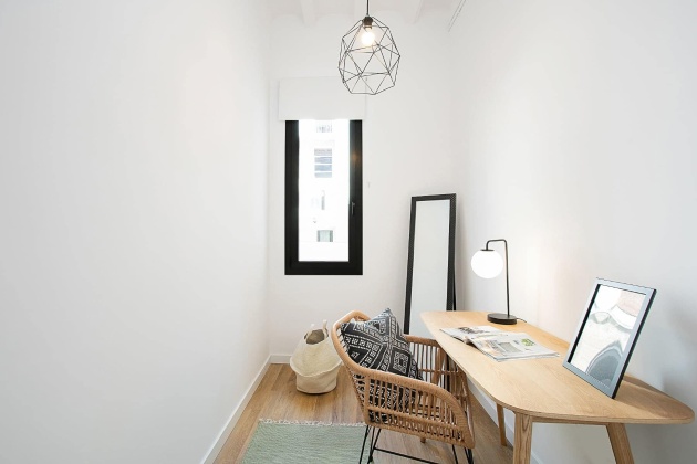 Listing photo thumbnail