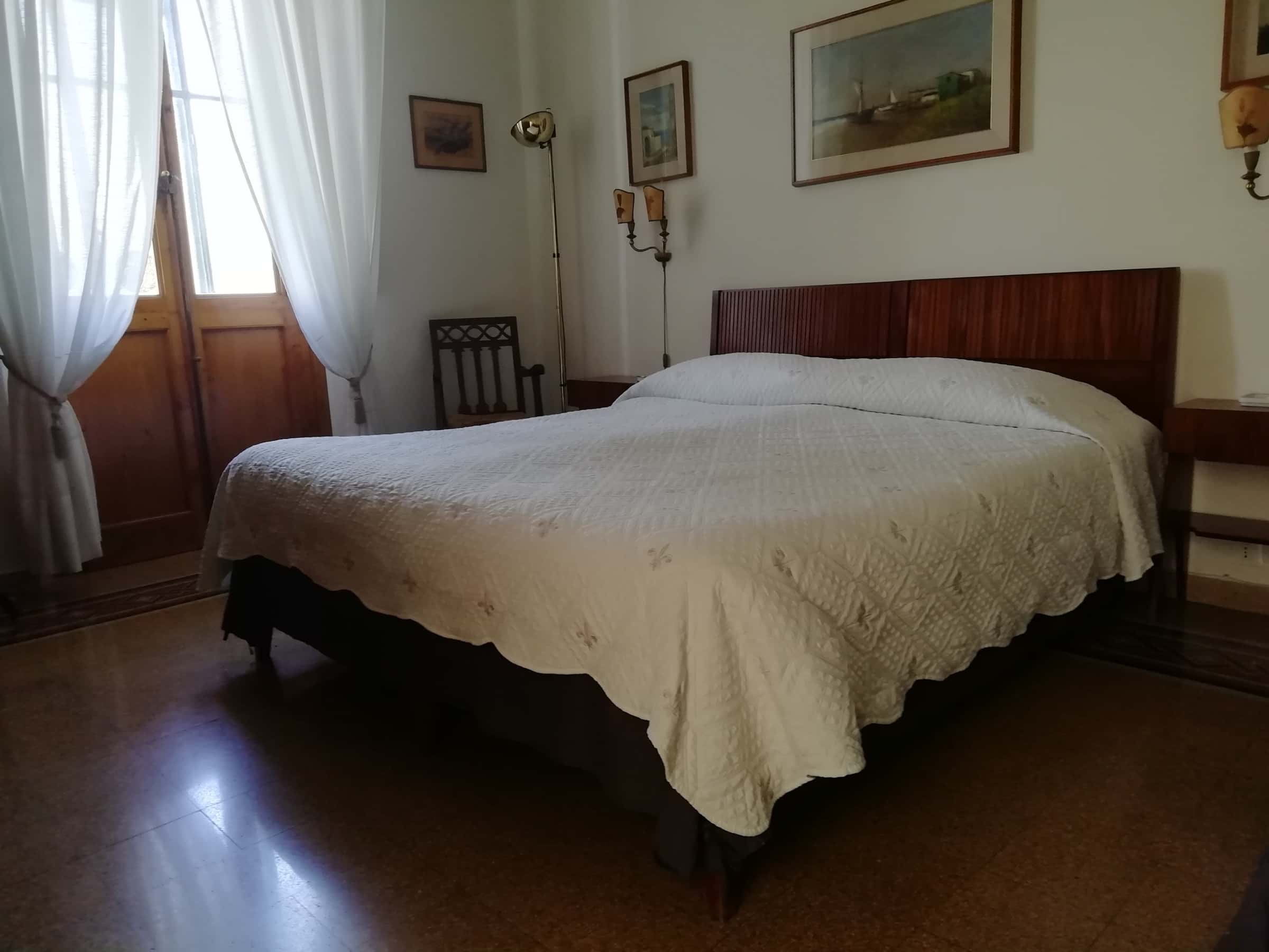 Stanza in Via Piero Cironi, Firenze di 160 m² con 3 camere
