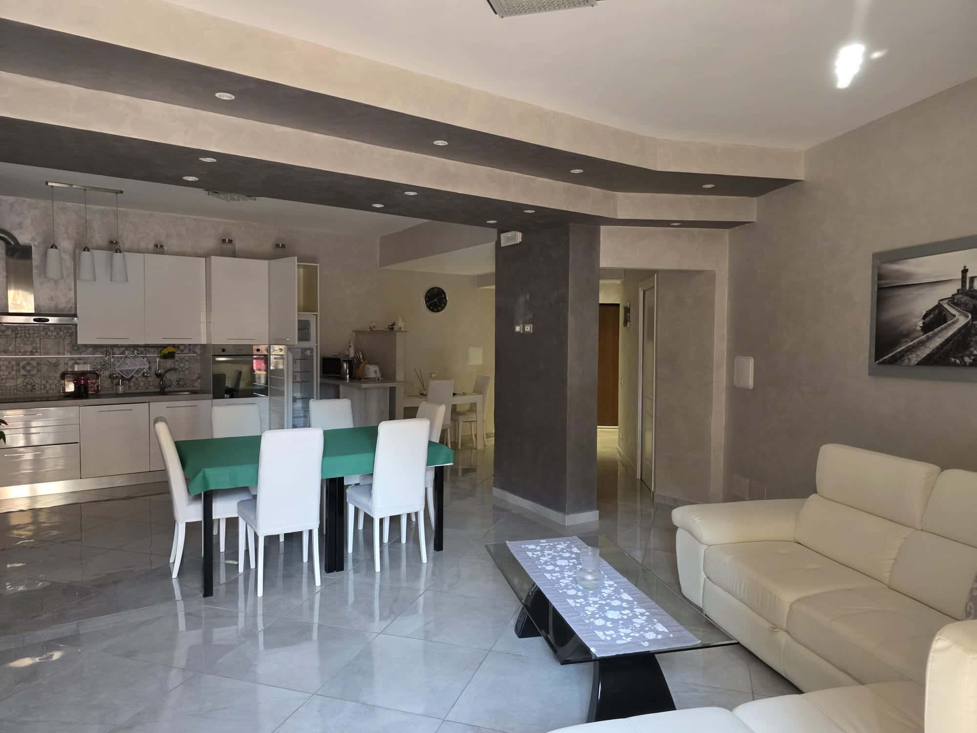 Apartamento em Via Agillina, Cerveteri para 120 m² com 2 quartos