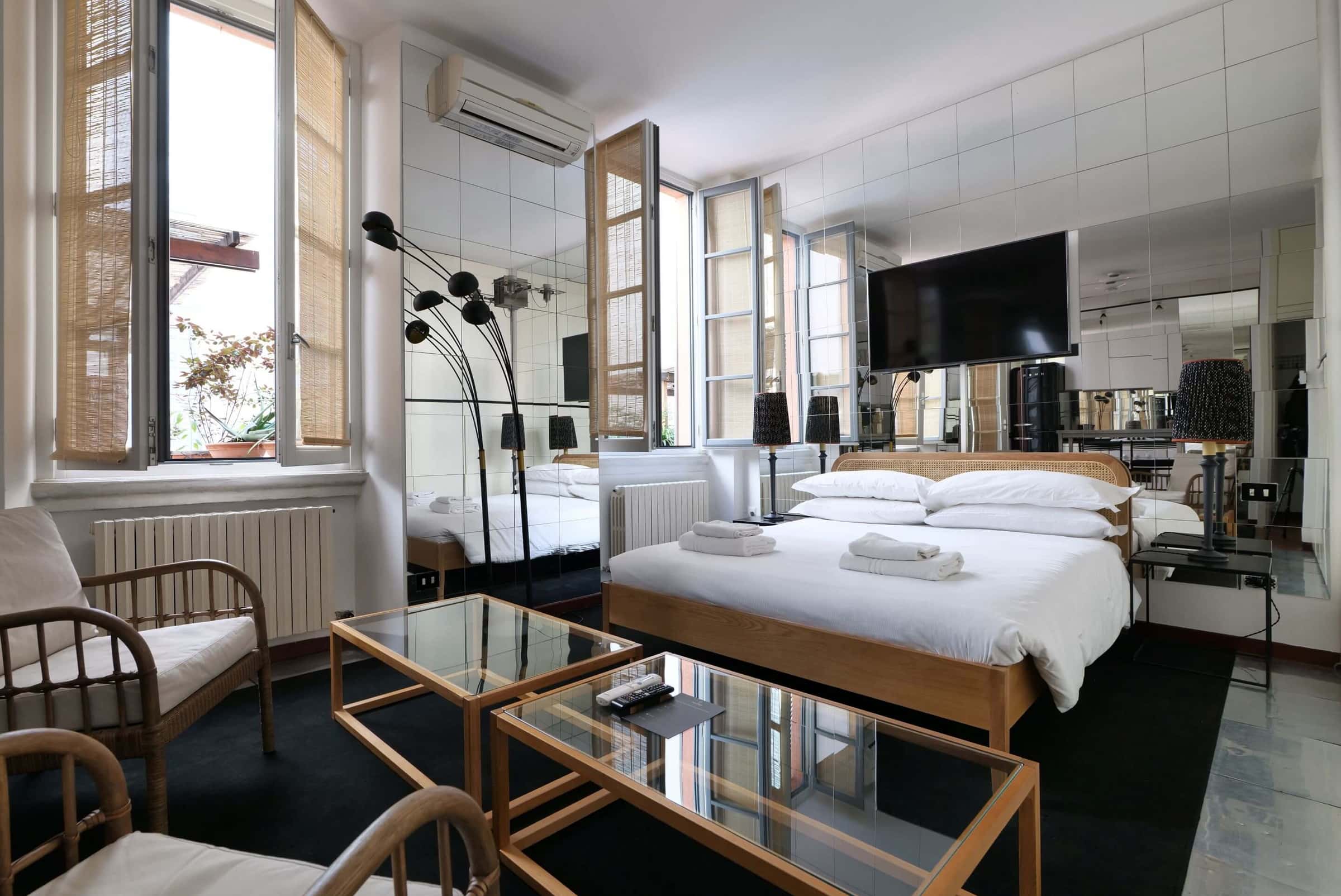 Elegant Terrace Suite