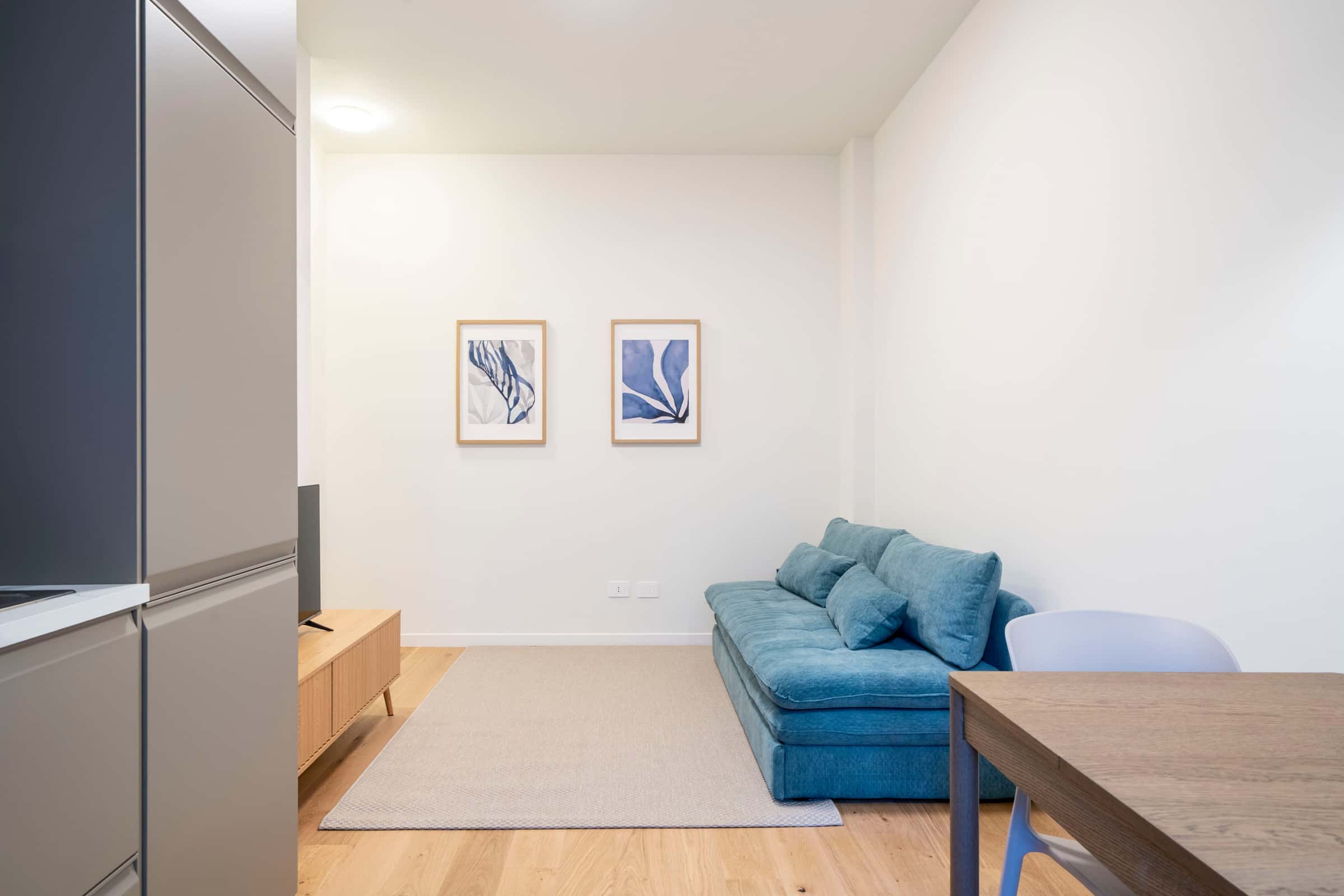 Via Giovanni da Milano 7