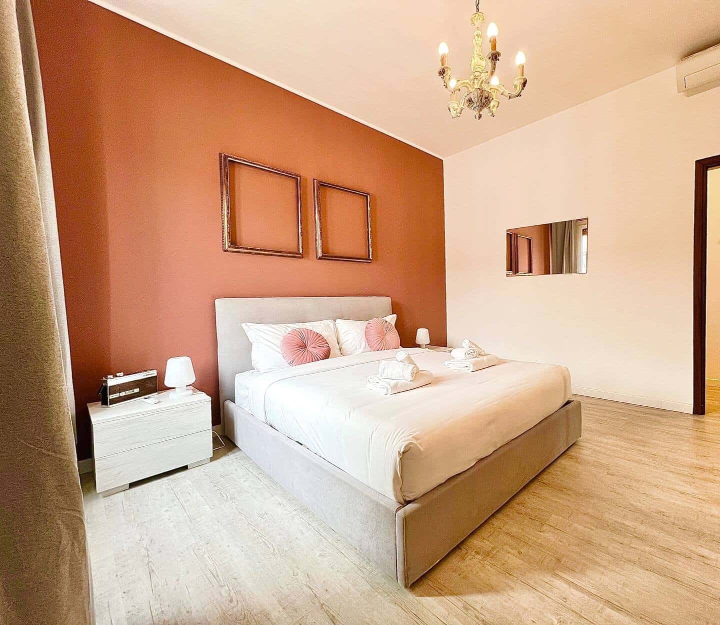 Stanza privata Via Meda