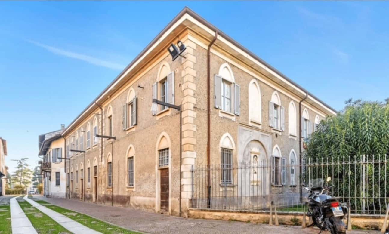 Bilocale in Via Domenico Berra, Milano