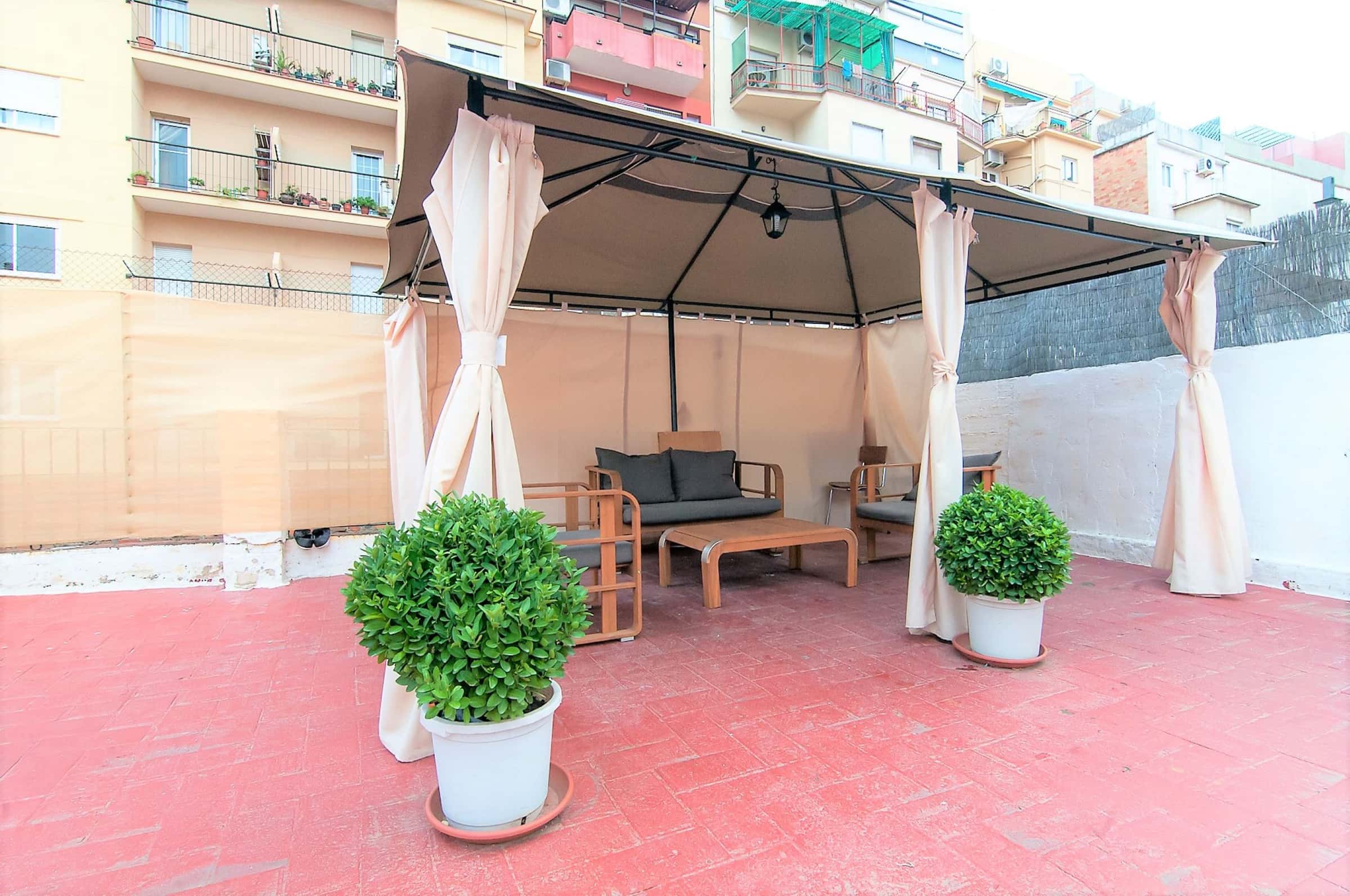 Habitación en Carrer del Pintor Pahissa, Barcelona