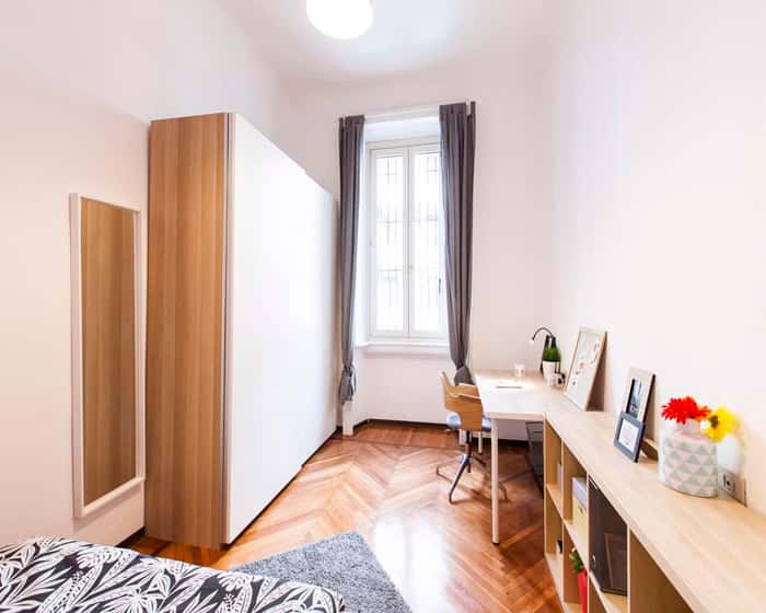 Listing photo thumbnail