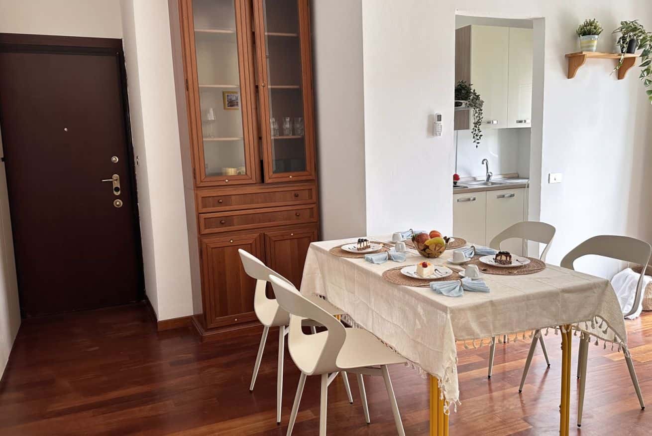Apartment Milan, 1 bed — photo 1