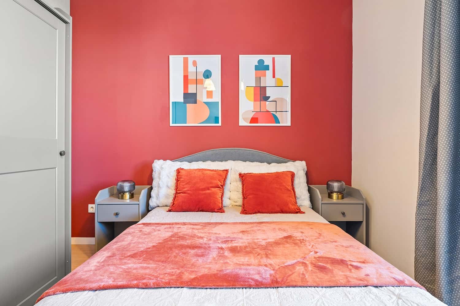 Room 1 - 207. R.António Aleixo 39 3D