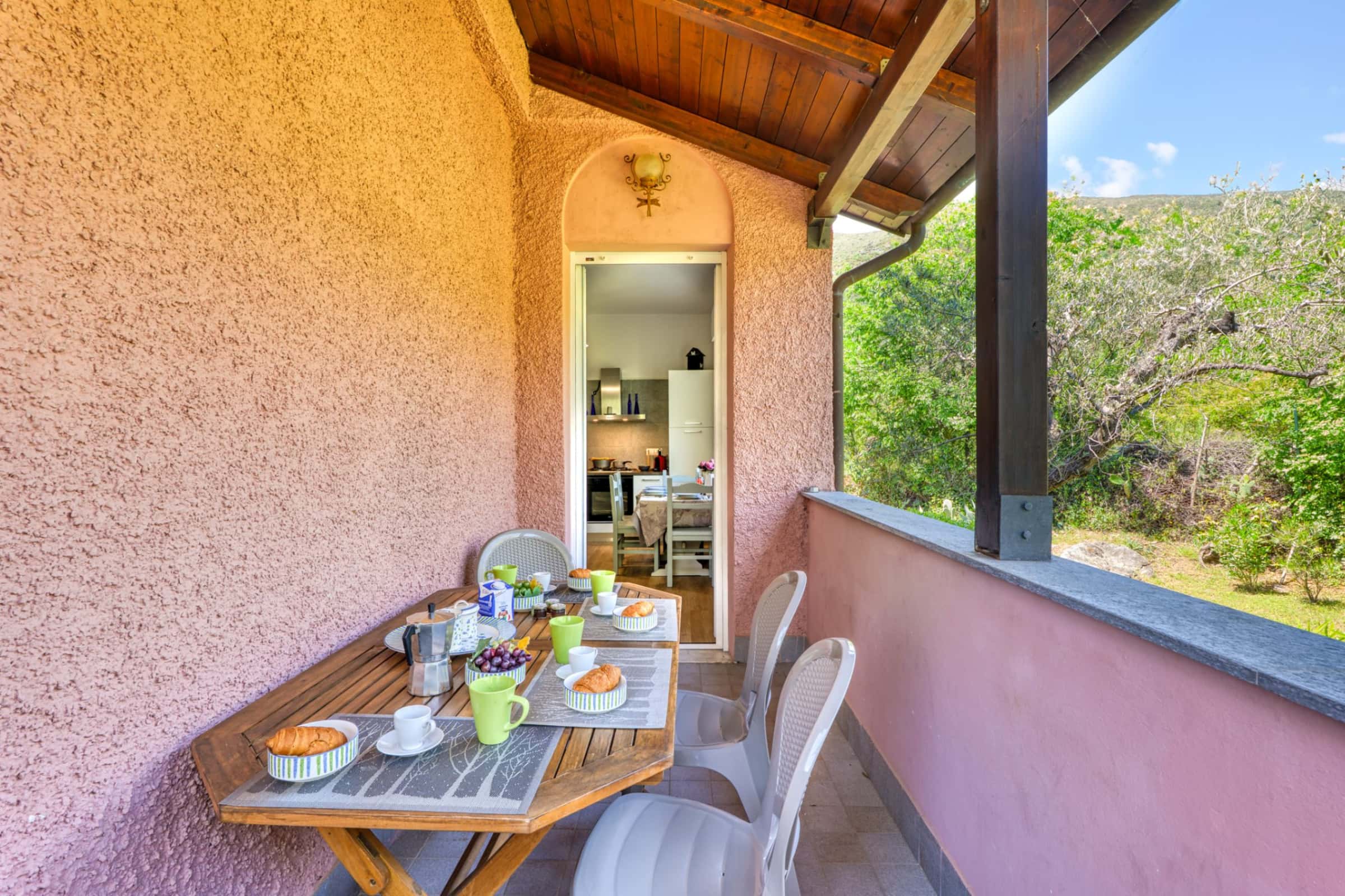 VP - Sea Garden - B4 with parking