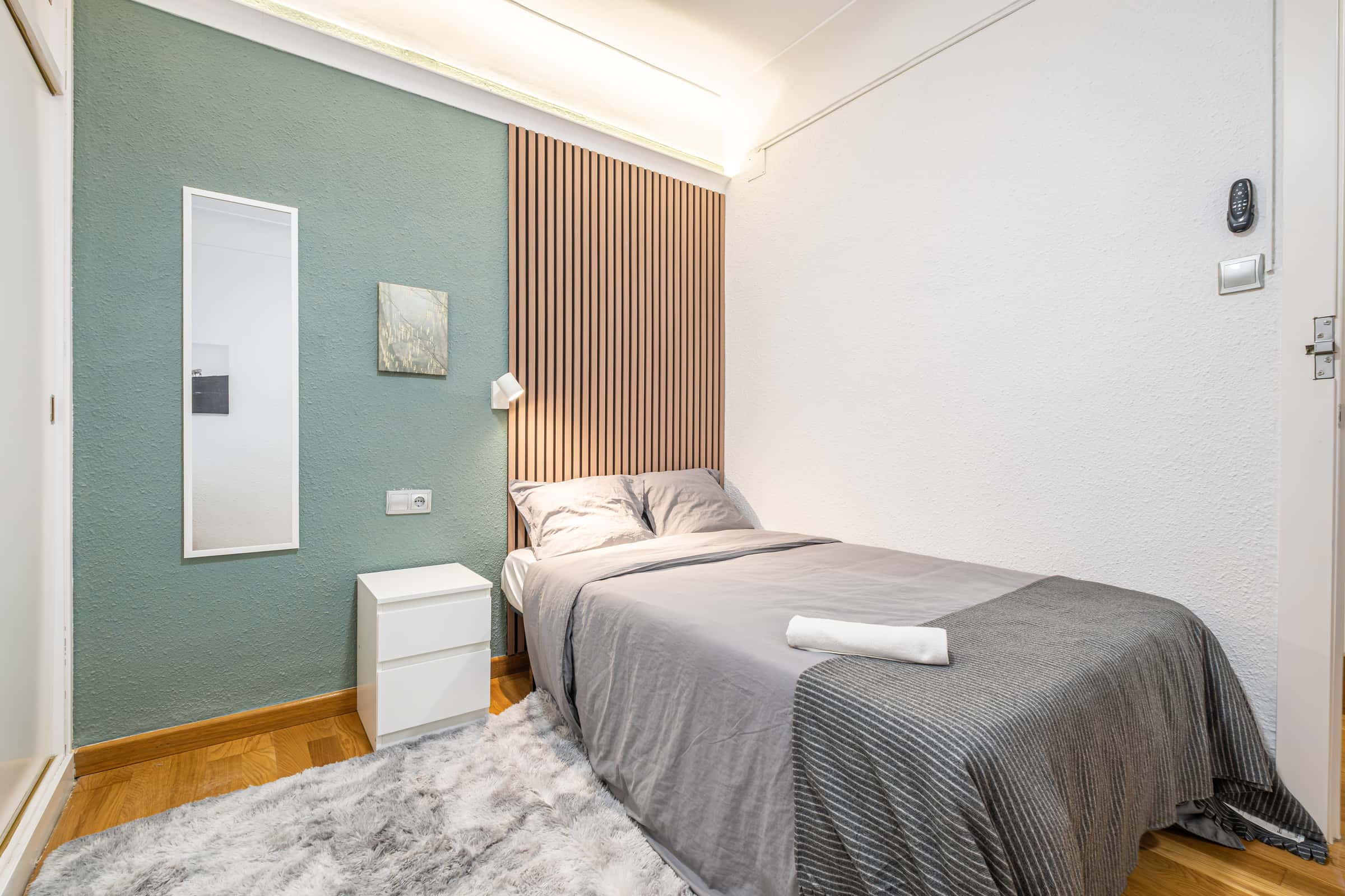 Zimmer in Avenida de Aguilera, Alicante (Alacant) für 120 m² mit 6 Schlafzimmer